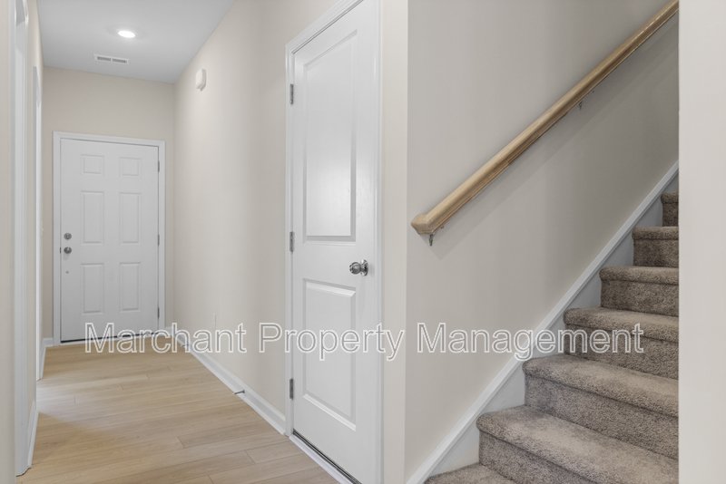 211 Backstay Lane property image
