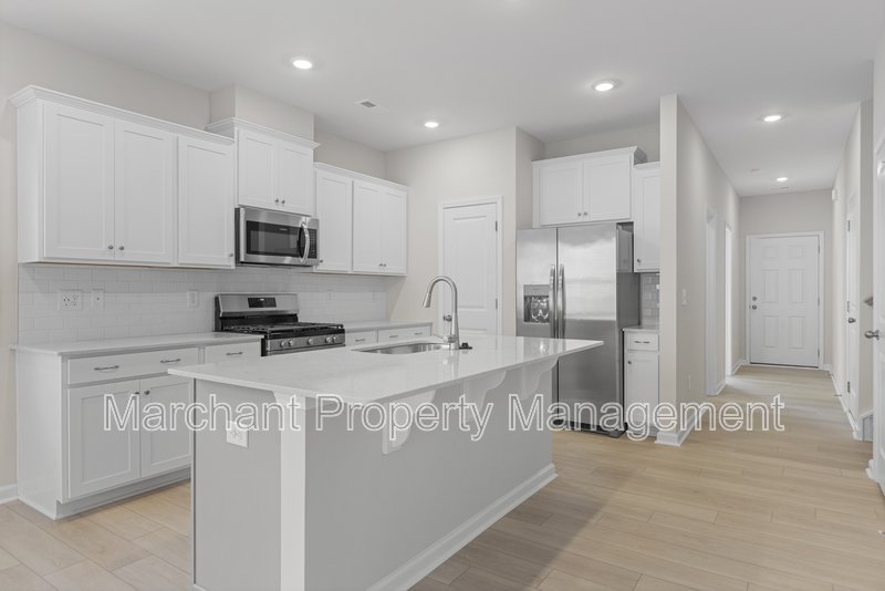 211 Backstay Lane property image