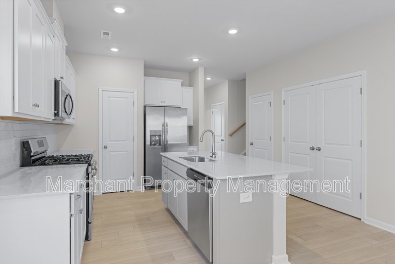 211 Backstay Lane property image