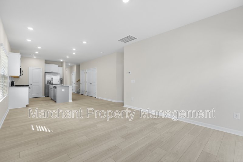 211 Backstay Lane property image