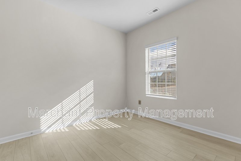 211 Backstay Lane property image