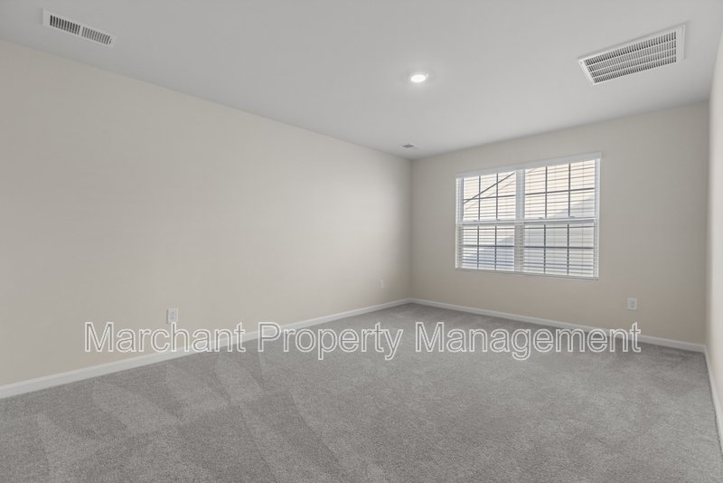 211 Backstay Lane property image