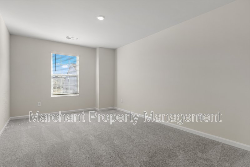 211 Backstay Lane property image