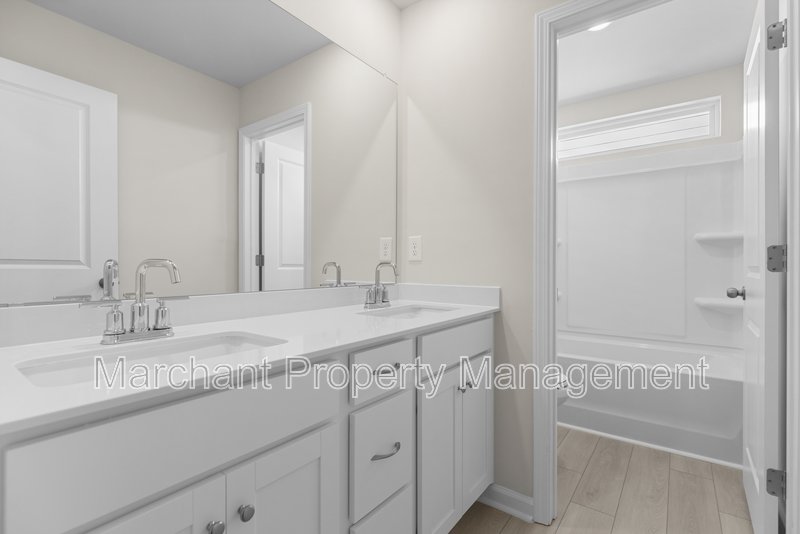 211 Backstay Lane property image