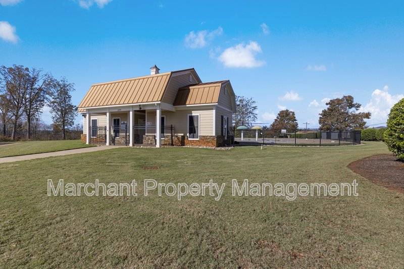 211 Backstay Lane property image