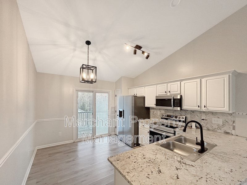 708 Maple Drive property image