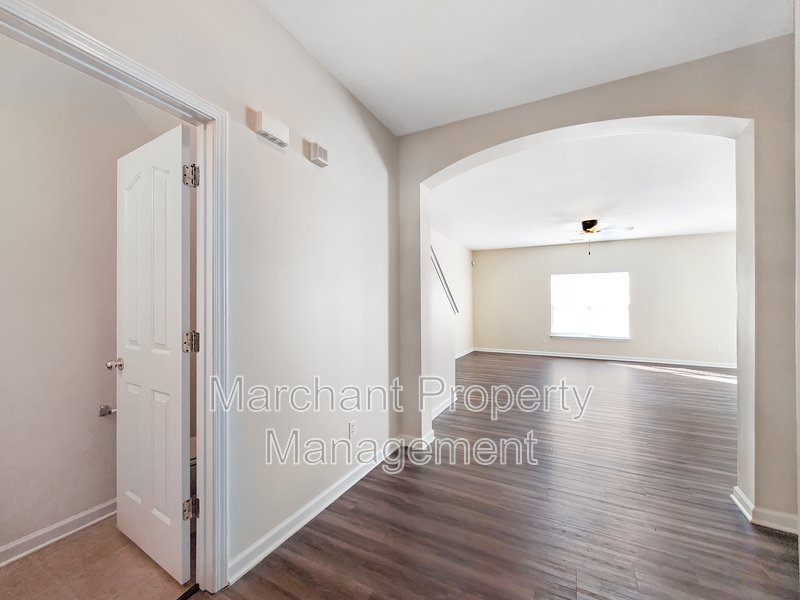 3BR, 2.5BA in Riverside School Dist. property image
