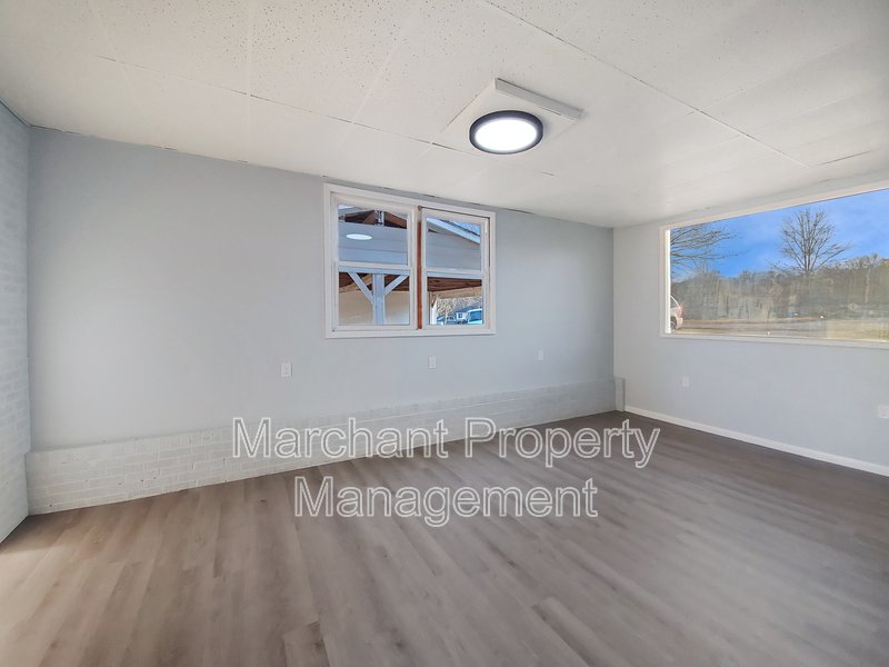 Beautiful Brick Ranch Home! property image