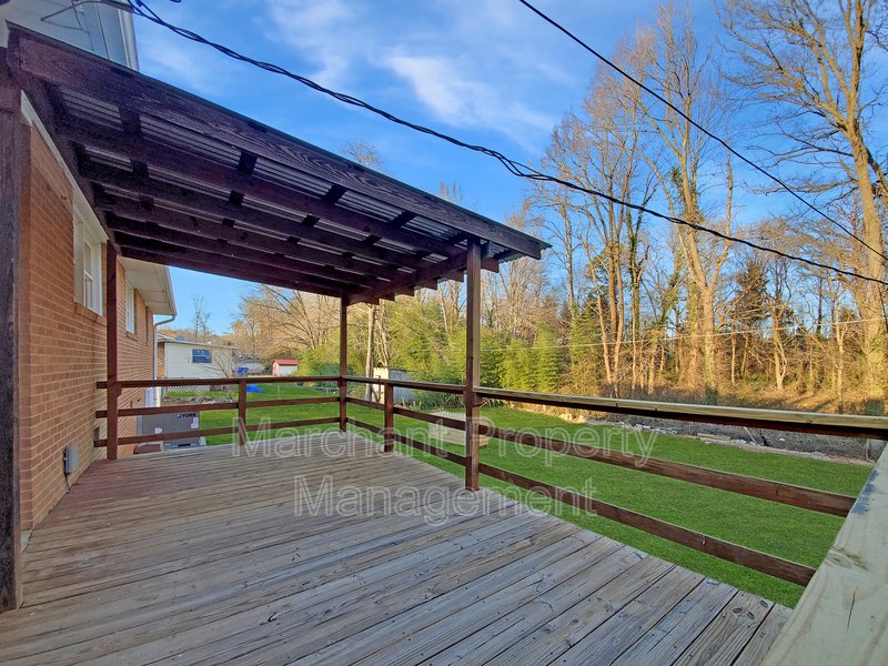 Beautiful Brick Ranch Home! property image