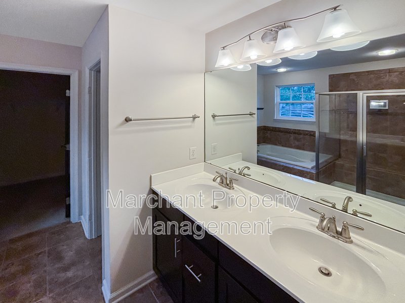 Great 3BR in The Heights property image