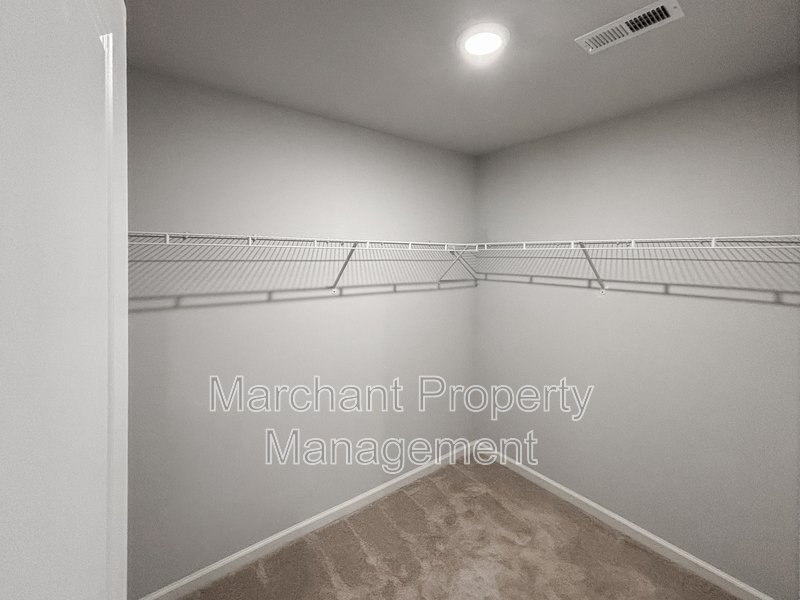 2022 Townhome in desirable Hawkins Park Community! property image