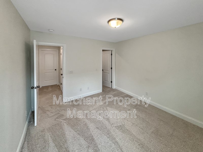 28 Arnold Mill Road property image