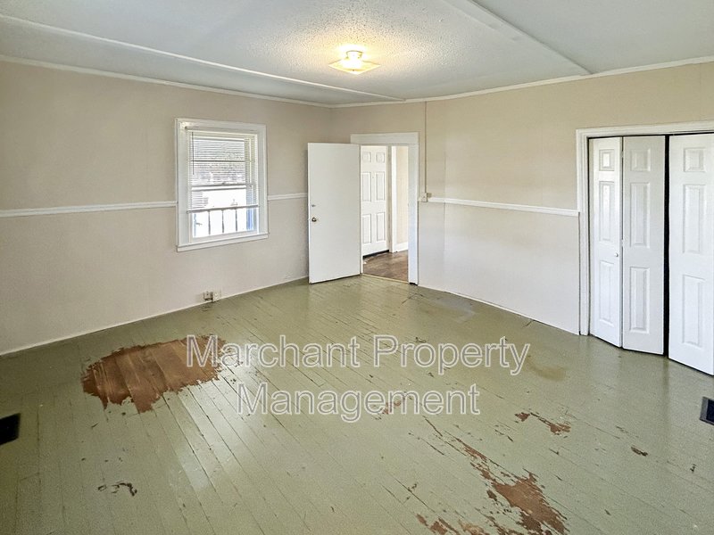 Beautifully remodeled 2 BR house in West Greenville property image