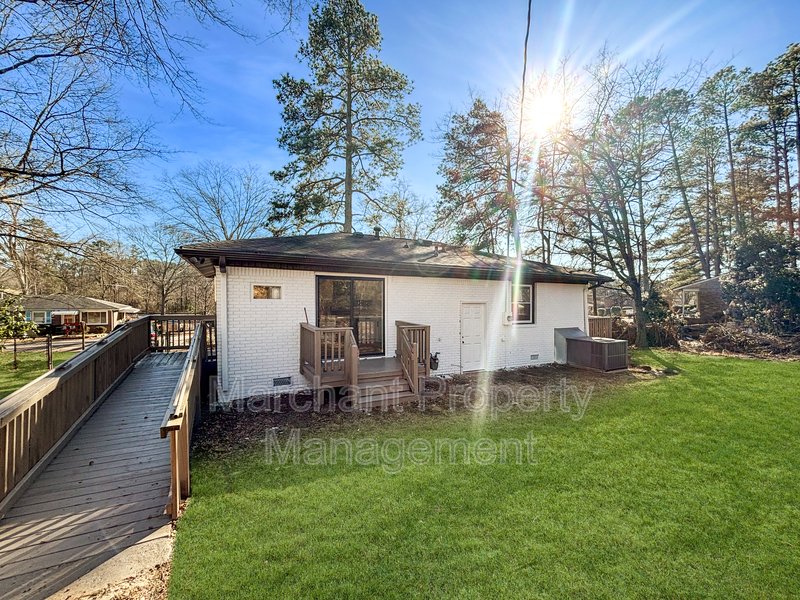 279 Pioneer Place property image