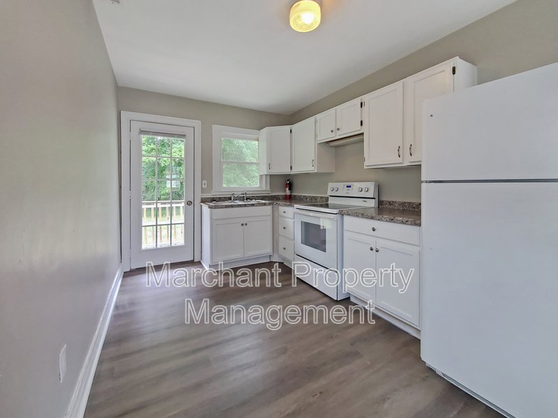 2BR, 1BA Bungalow in Agnew Road property image