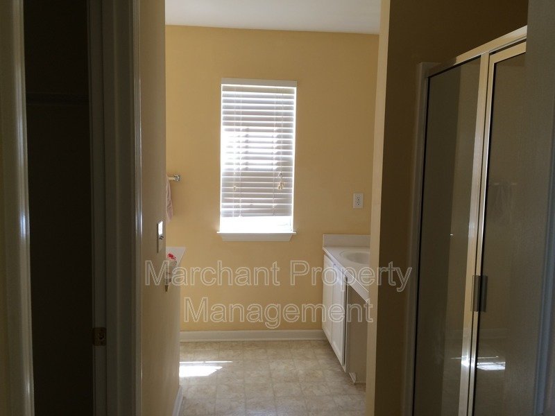 Beautiful 3BR Home near Riverside High School property image