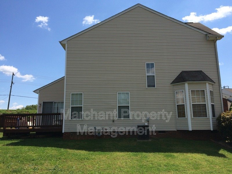 Beautiful 3BR Home near Riverside High School property image