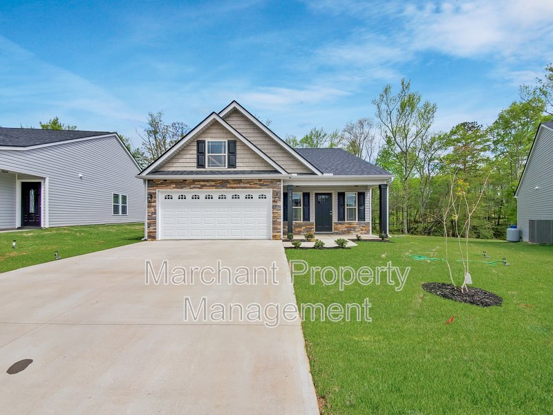 2 Car Garage, 3BR home in Boiling Springs property image