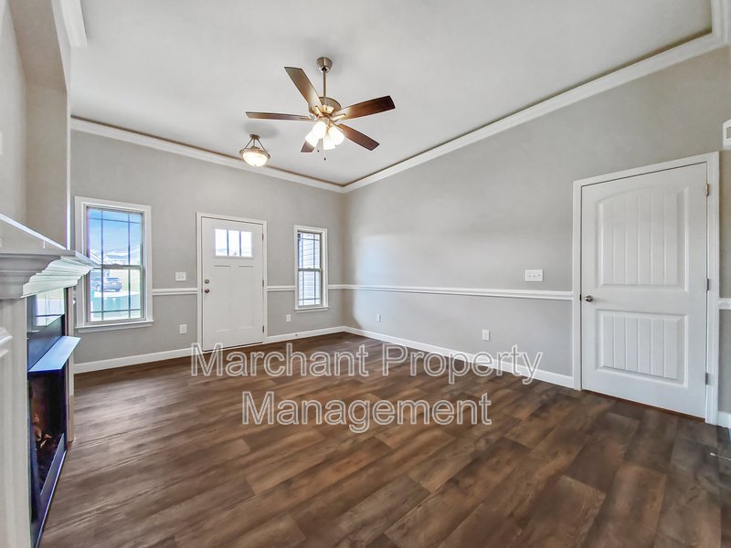 2 Car Garage, 3BR home in Boiling Springs property image