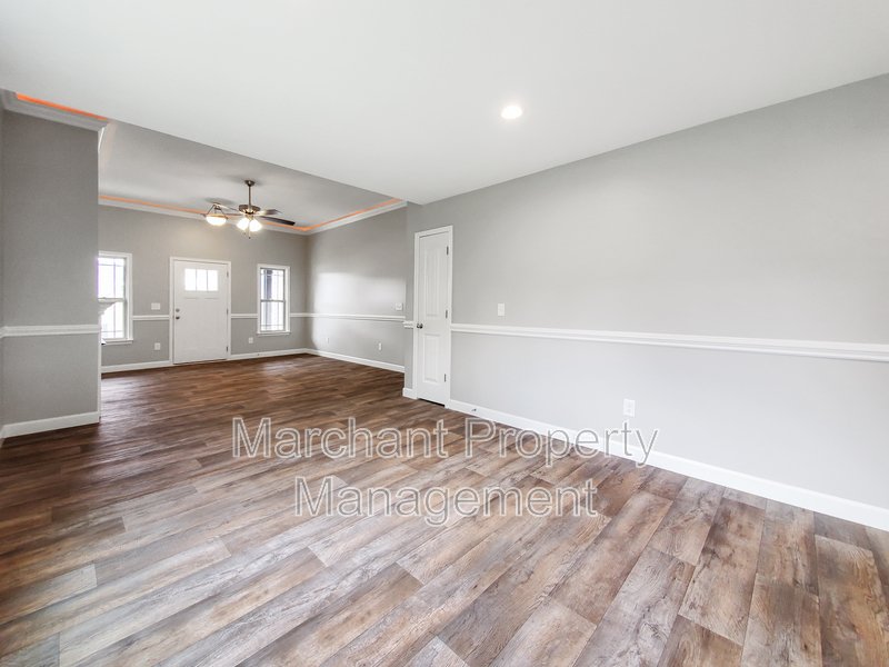 2 Car Garage, 3BR home in Boiling Springs property image