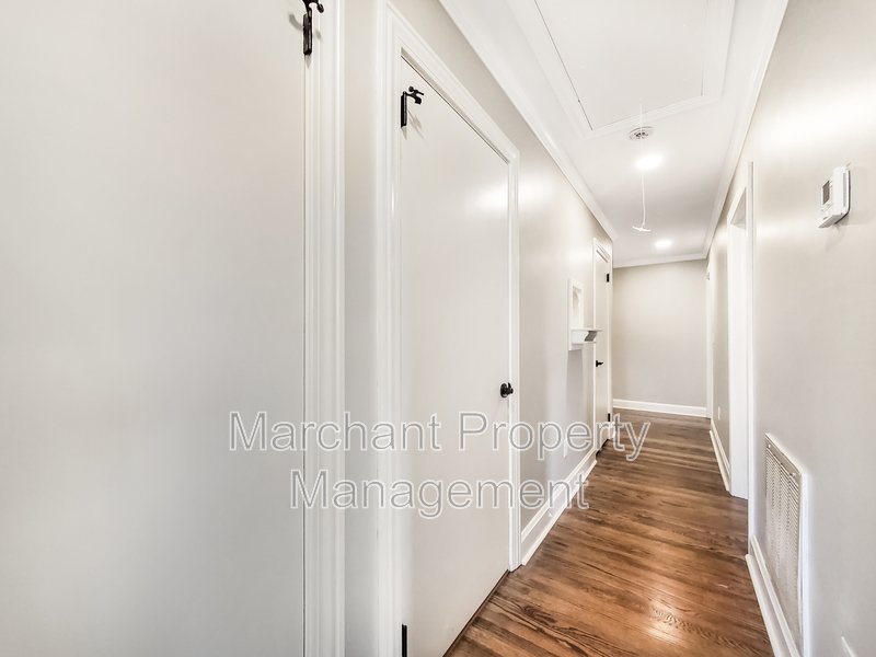 Charming brick ranch in Sherwood Forest! property image