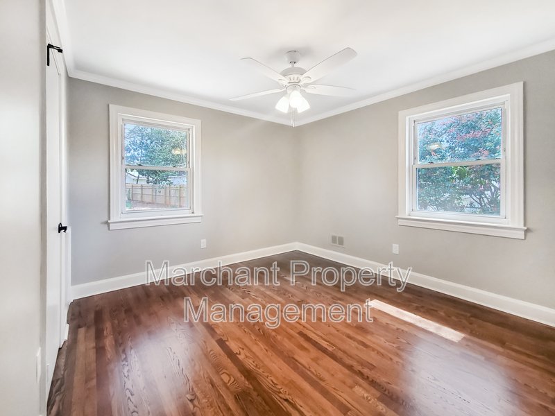 Charming brick ranch in Sherwood Forest! property image