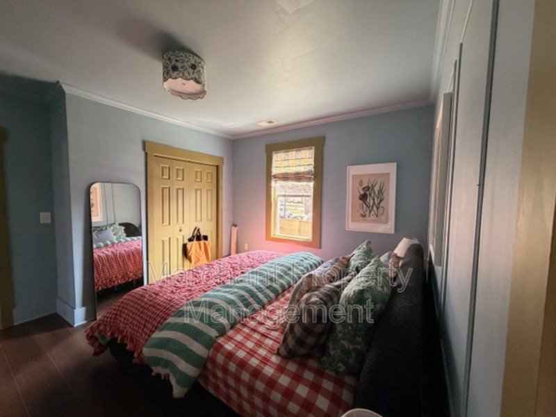 112 Elm Street property image