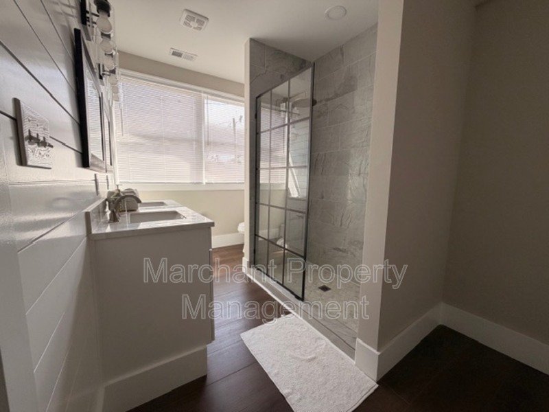 112 Elm Street property image