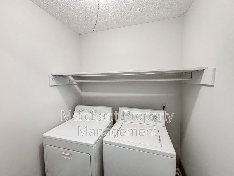 231 Batesview Drive property image