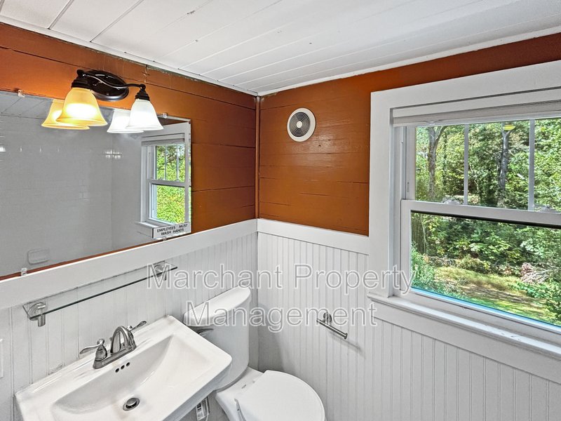 Immaculate 5BR, 3BA home property image