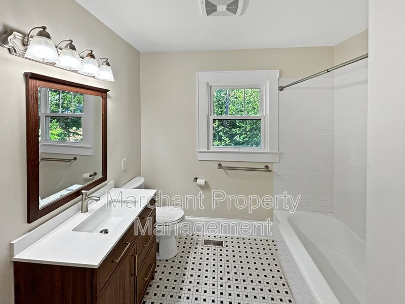 Immaculate 5BR, 3BA home property image