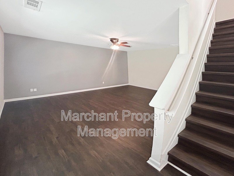 Riverside Area 3BR/2.5 BA in Cul-De-Sac property image