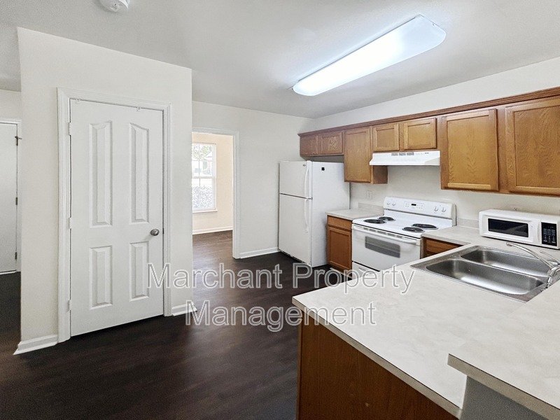 Riverside Area 3BR/2.5 BA in Cul-De-Sac property image