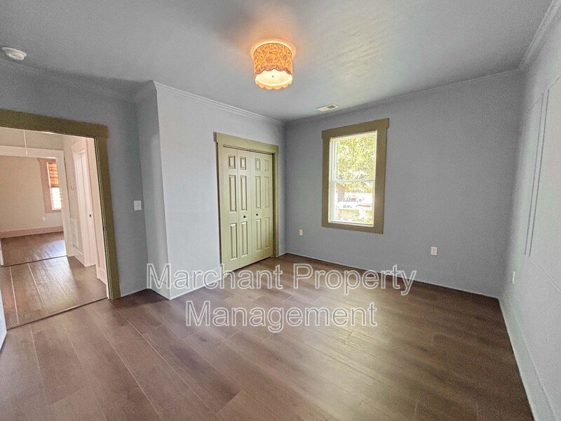 112 Elm Street property image