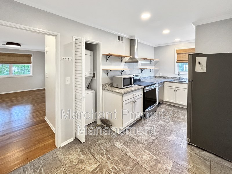 100 Lewis Drive Unit 22-E property image