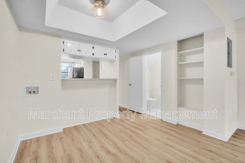 2530 E. North Street Unit 11B property image