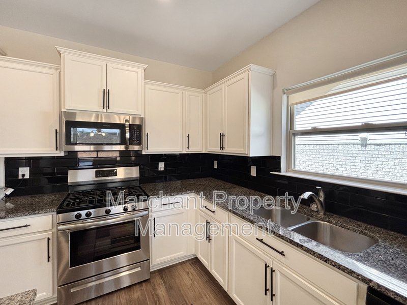 120 Starlight Drive property image