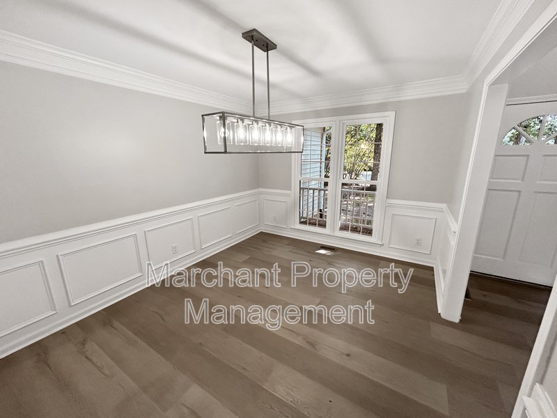 7 Waxwing Court property image