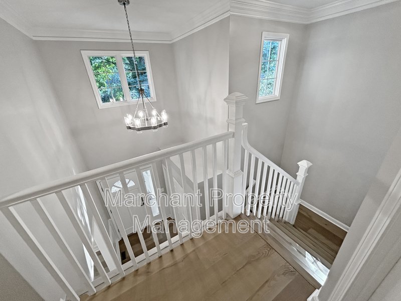7 Waxwing Court property image