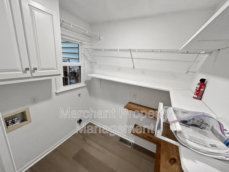 7 Waxwing Court property image