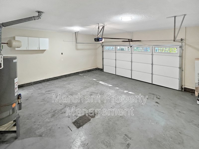7 Waxwing Court property image