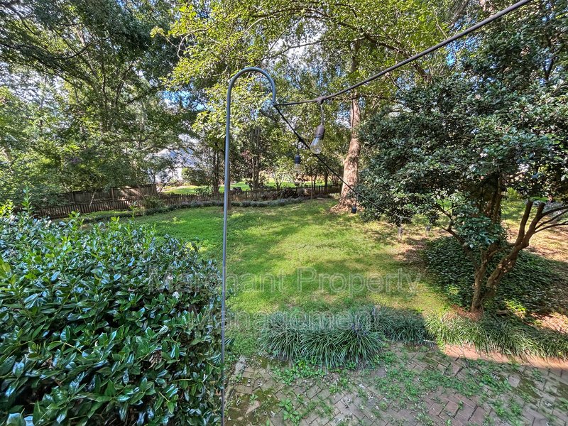 7 Waxwing Court property image