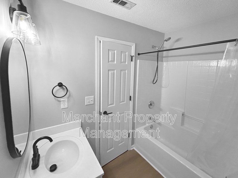 329 Riverside Chase Circle property image
