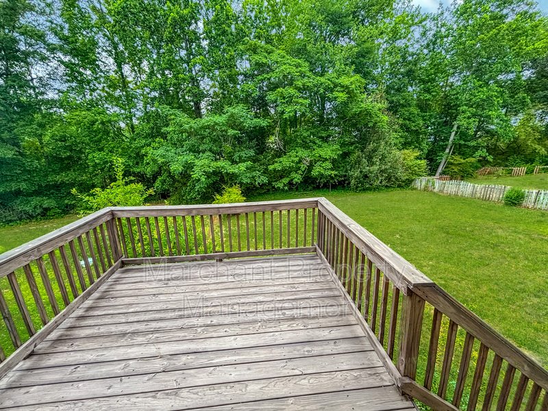 329 Riverside Chase Circle property image