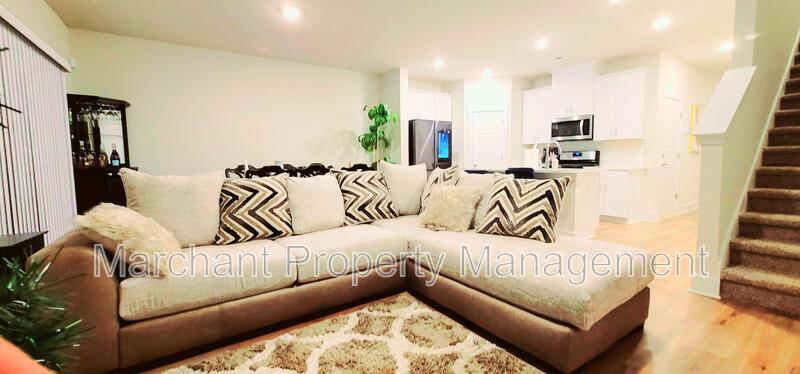 964 Yarn Way property image