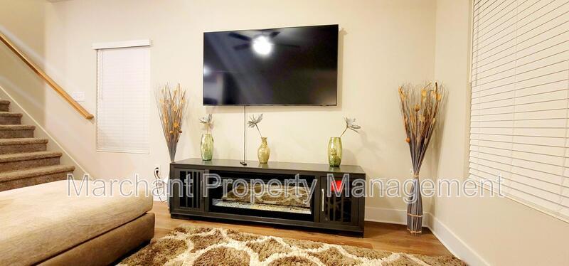 964 Yarn Way property image