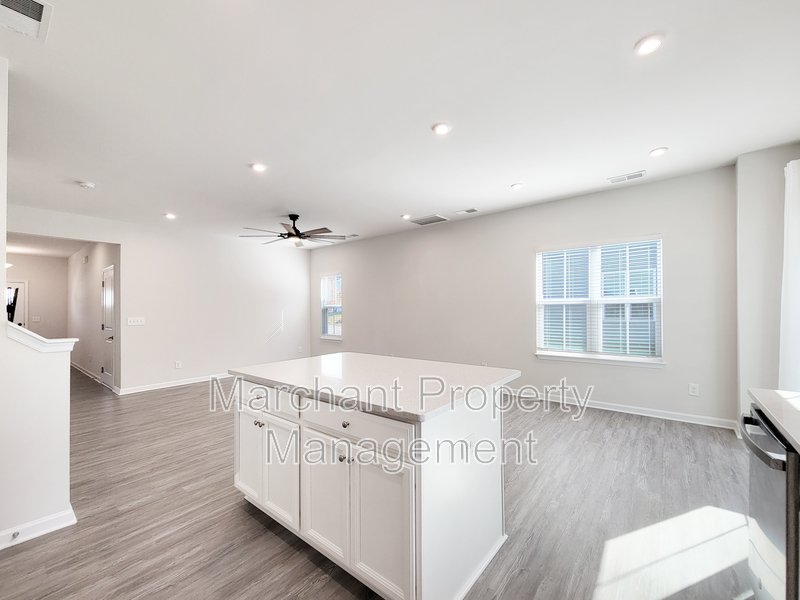 Immaculate 3BR/2.5BA Townhome in Greer property image