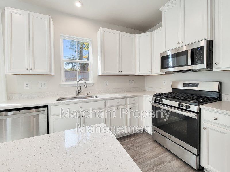 Immaculate 3BR/2.5BA Townhome in Greer property image