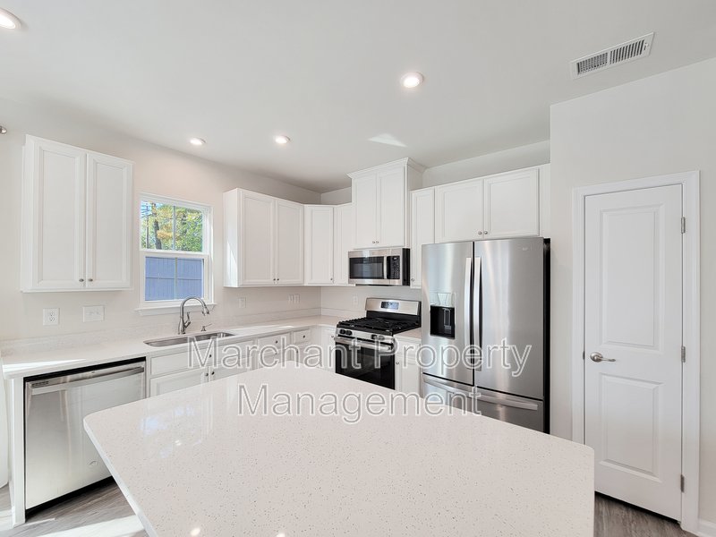 Immaculate 3BR/2.5BA Townhome in Greer property image