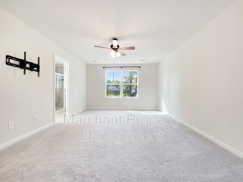 Immaculate 3BR/2.5BA Townhome in Greer property image